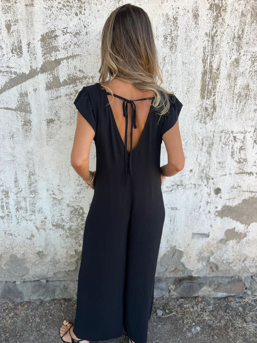 Elara | Stijlvolle Jumpsuit met V-hals