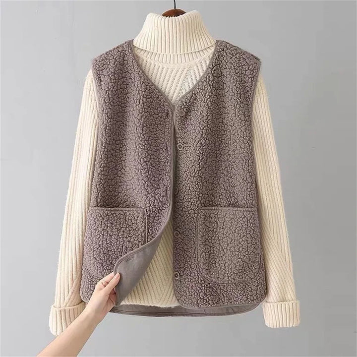 Riley - Elegant Cardigan