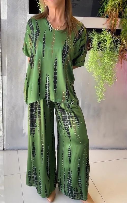 Isabella | Zomers tweedelig pak met ronde hals